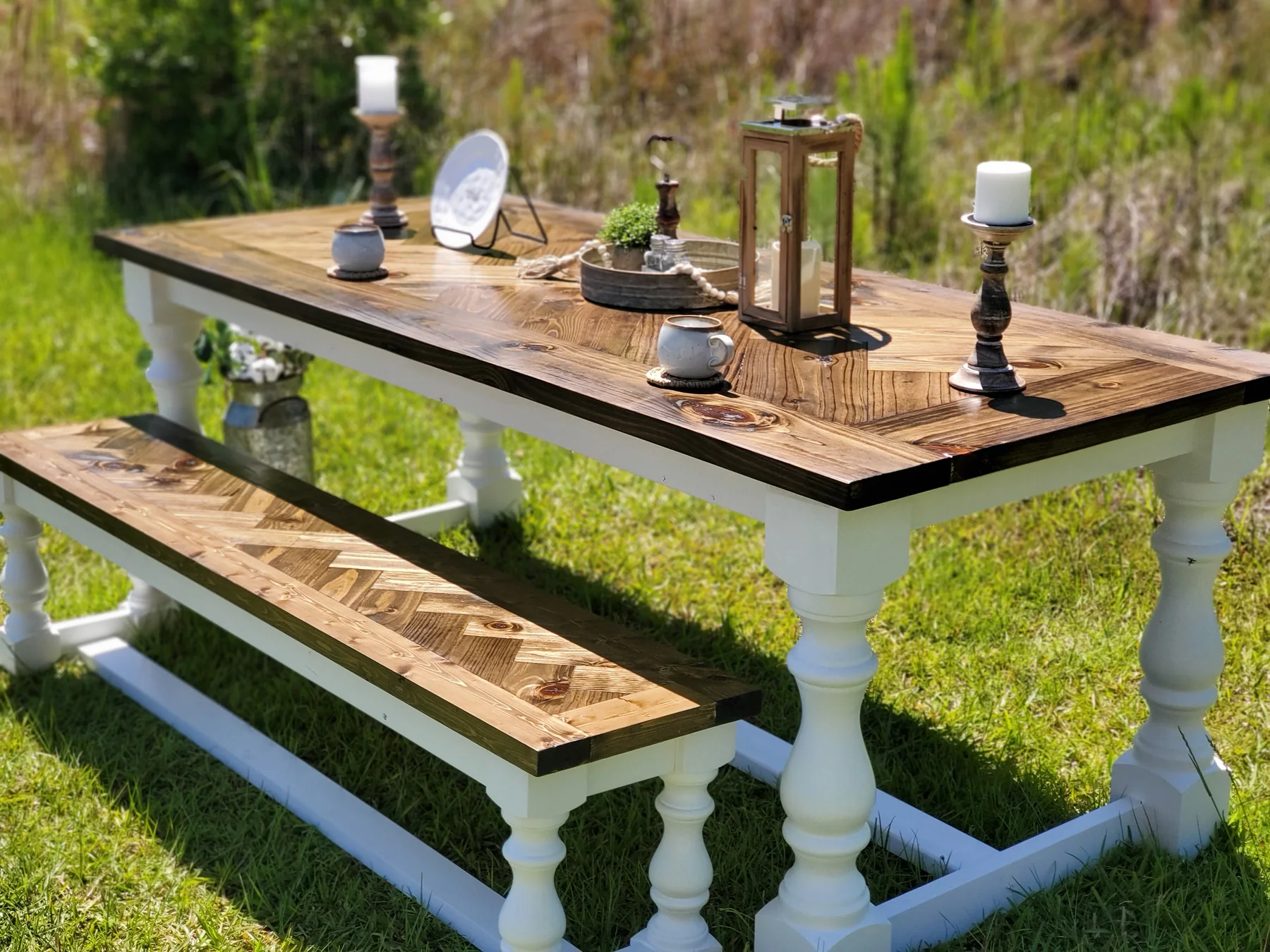 Why I keep coming back to white paint and warm wood